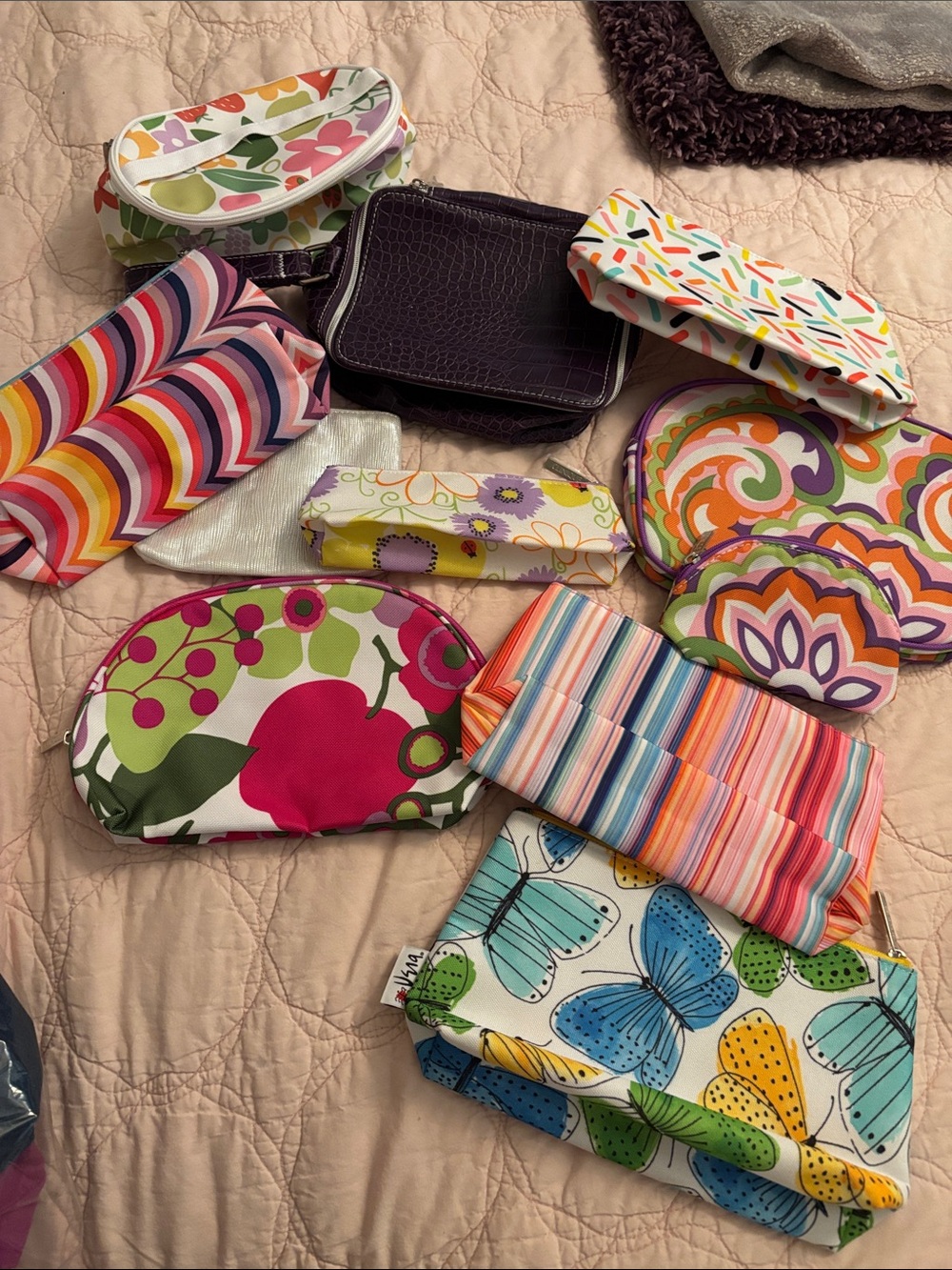 Clinique lot of 11 New makeup zipper bags